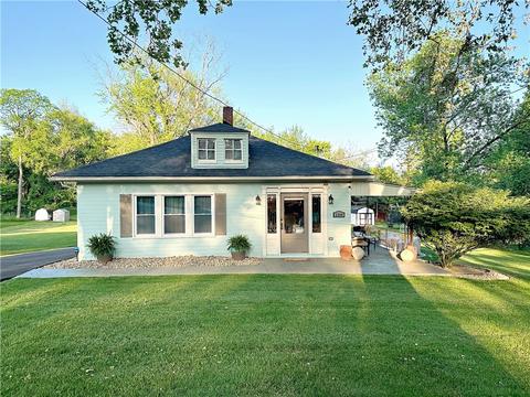 2800 Herron Ln, Shaler, PA 15116