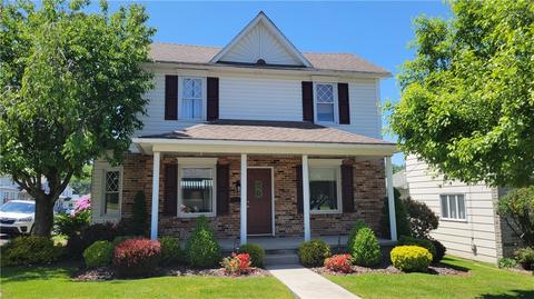 1912 Somerset Ave, Windber, PA 15963