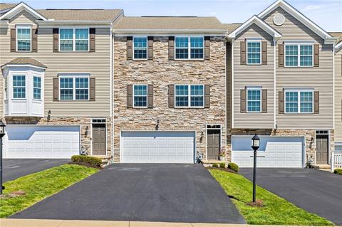 624 Freedom Dr, Carnegie, PA 15106