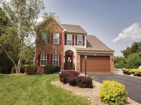 109 Cherrywood Dr, New Kensington, PA 15068