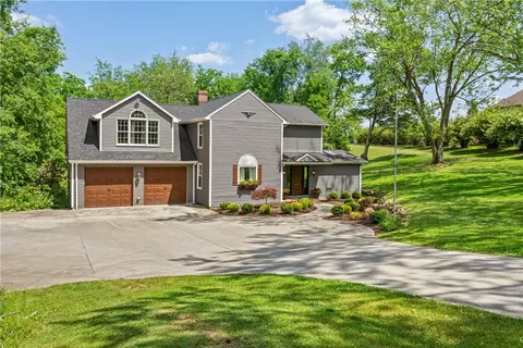 664 Baur Dr, Wexford, PA 15090