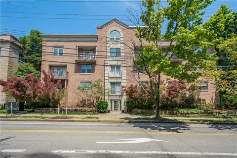 4677 Bayard St #202, Pittsburgh, PA 15213