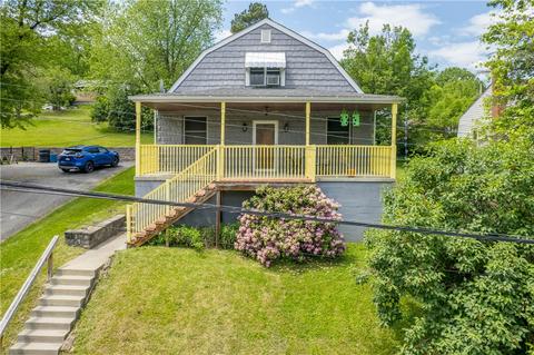 5 5th St, Carnegie, PA 15106