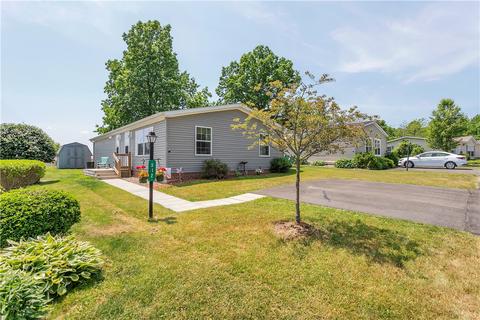 512 Wellington Pl, Export, PA 15632