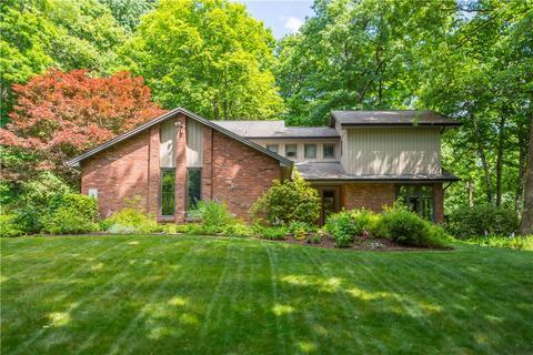 202 Downing, Moon Twp, PA 15108