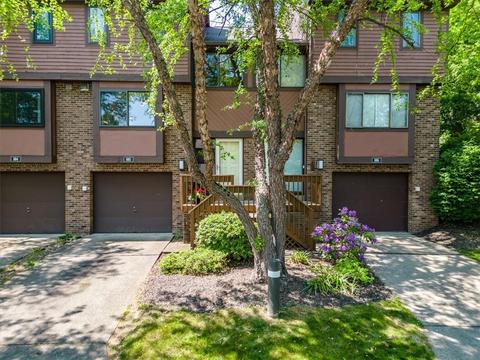 805 Forest Edge Ct, Mccandless, PA 15090