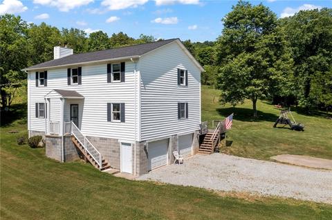 20 Sturge Hollow Rd, Amity, PA 15311