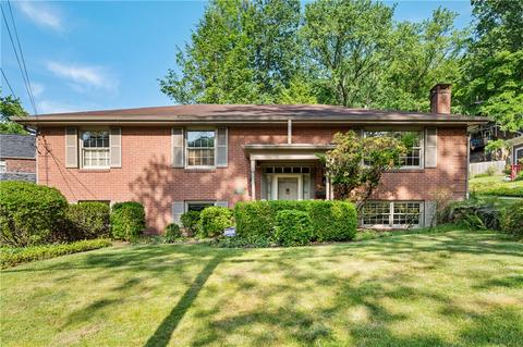 201 Forest Hills Rd, Pittsburgh, PA 15221