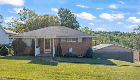 64 Hilltop Acres Rd, South Strabane, PA 15301