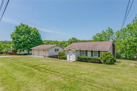 3018 Richey Rd, Connellsville, PA 15425