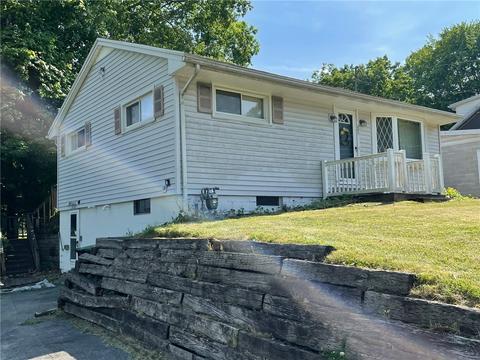 477 W Park St, Hermitage, PA 16148
