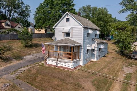 29 Hamilton Ave, Wheatland, PA 16161