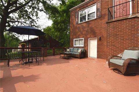 4601 E Willock Rd, Pittsburgh, PA 15227 photo 2