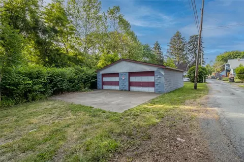 612 25th St, Beaver Falls, PA 15010