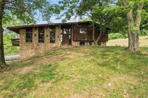 378 Dutch Rd, Harmony, PA 16037