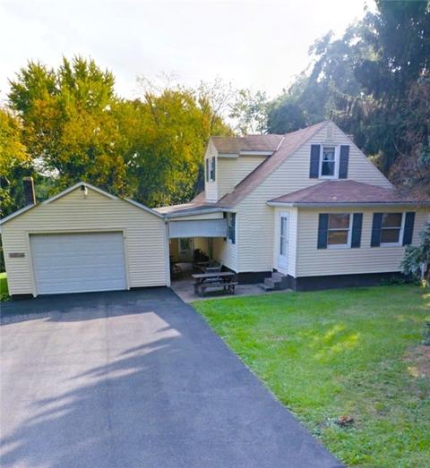 7 W Treser Ave, New Castle, PA 16102