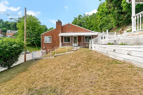1220 Shady Run Ave, Pittsburgh, PA 15234