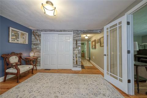 111 Bauer Rd, Monaca, PA 15061 photo 4