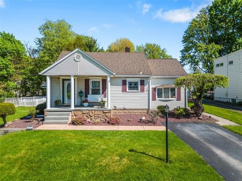 308 W Elizabeth St, New Castle, PA 16105