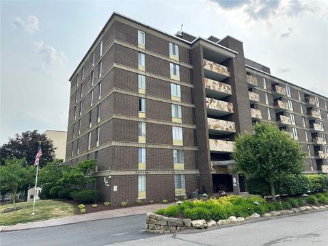 301 S Home Ave #206, Avalon, PA 15202