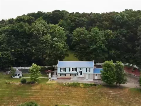 148 Slaughter House Ln, Dunbar, PA 15431