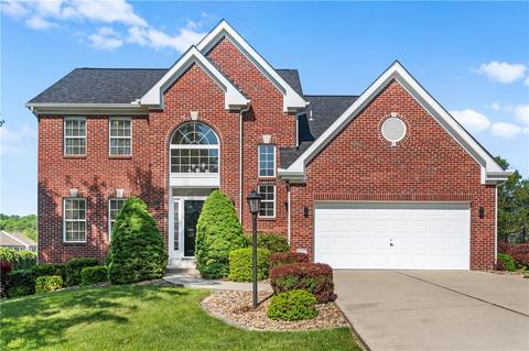 800 Graywyck Dr, Seven Fields, PA 16046