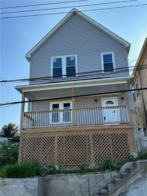 1623 Grandview Ave, Braddock, PA 15104