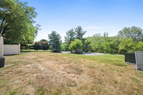 105 Georgetown Ln, Export, PA 15632 photo 34