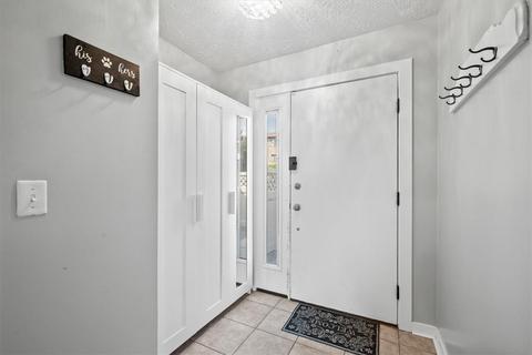 105 Georgetown Ln, Export, PA 15632 photo 5