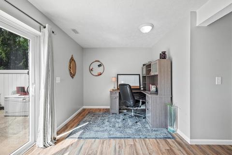 105 Georgetown Ln, Export, PA 15632 photo 29