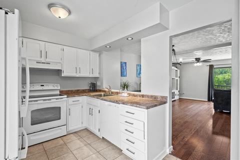 105 Georgetown Ln, Export, PA 15632 photo 8