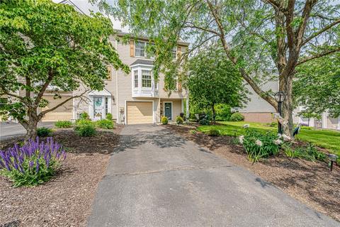 134 Westbrooke Ln, Coraopolis, PA 15108