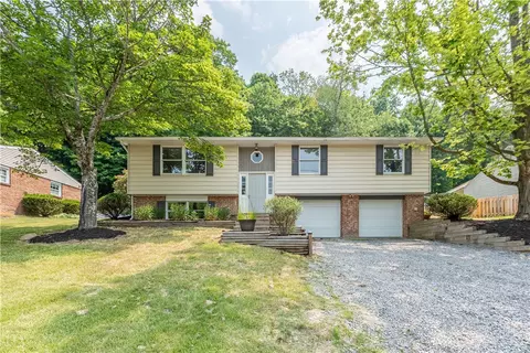 8798 Sloop Rd, Pittsburgh, PA 15237