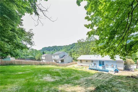 8798 Sloop Rd, Pittsburgh, PA 15237 photo 34