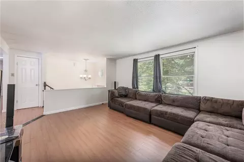 8798 Sloop Rd, Pittsburgh, PA 15237 photo 7