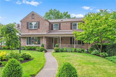 181 Penhurst Dr, Pittsburgh, PA 15235