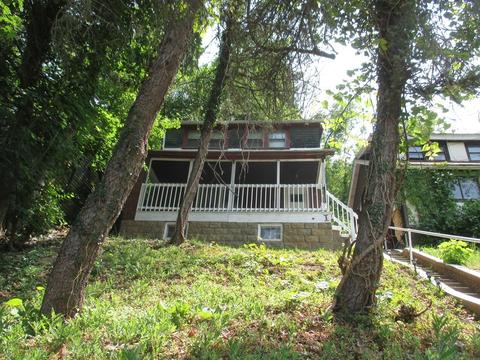 1723 Parkfield St, Pittsburgh, PA 15210