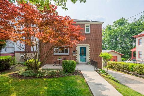 425 8th St, Oakmont, PA 15139