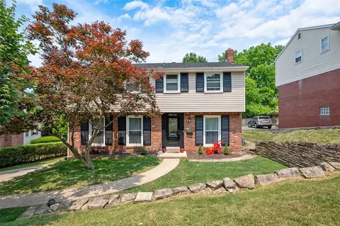 62 Carleton Dr, Pittsburgh, PA 15243