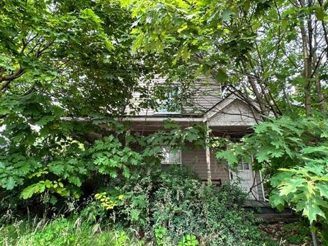 1228 Stanhope St, Pittsburgh, PA 15204