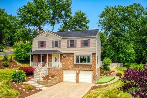701 Red Barn Ct, Bethel Park, PA 15102