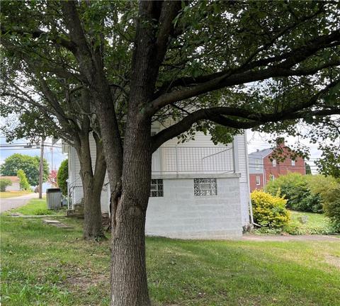 812 Ash St, Irwin, PA 15642 photo 18