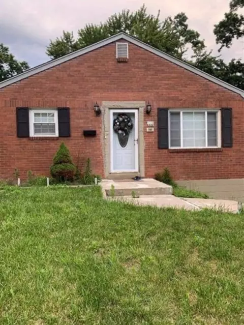 730 Greentree Rd, Pittsburgh, PA 15220