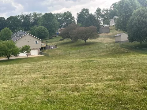 97 Alice Cir, Greensburg, PA 15601