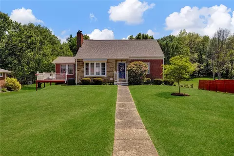 162 Mclanahan Dr, Beaver Falls, PA 15010