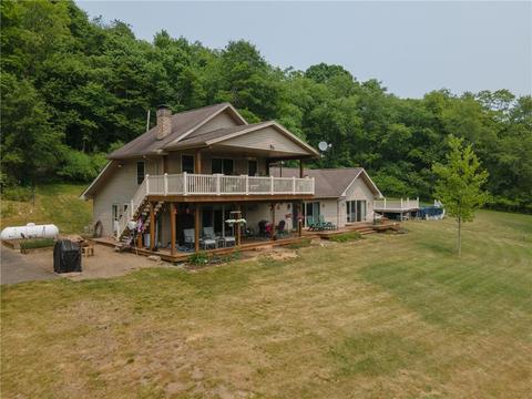 244 Christie Rd, West Sunbury, PA 16061