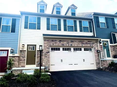 1002 Lampl Ln, Jeannette, PA 15644