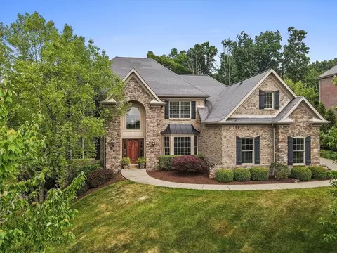 309 Riva Ridge Dr, Cranberry Township, PA 16066