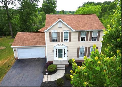 15 Tall Trees Ct, New Castle, PA 16105