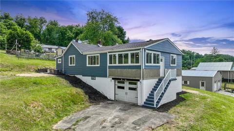 332 Peach Ave, Belle Vernon, PA 15012